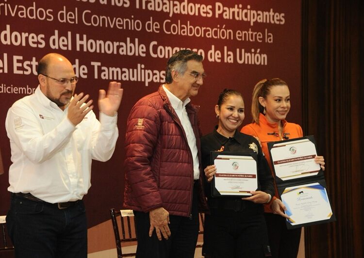 Entrega AVA reconocimientos a servidores públicos capacitados por el Senado