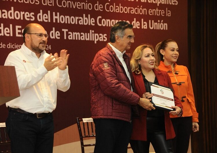 Entrega AVA reconocimientos a servidores públicos capacitados por el Senado