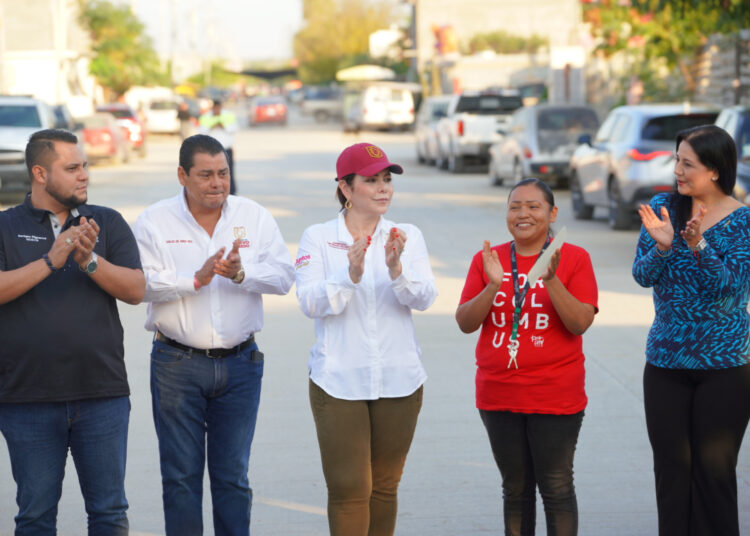 Alcaldesa de NLD lleva obras de impacto social al sur