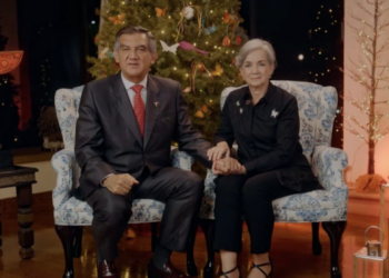 Américo y María desean feliz navidad a los tamaulipecos