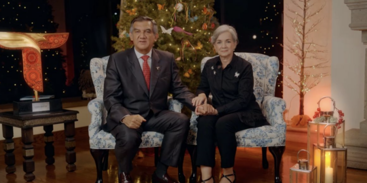Américo y María desean feliz navidad a los tamaulipecos