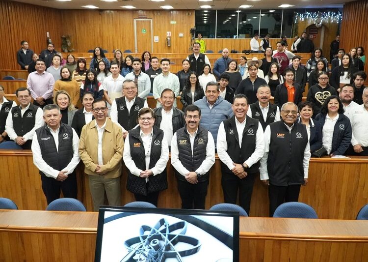 Apoya la UAT educación universitaria de hijos del personal académico