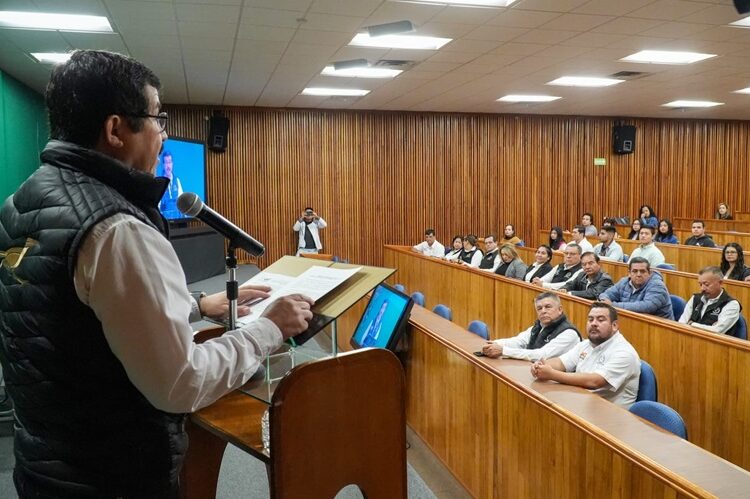 Apoya la UAT educación universitaria de hijos del personal académico