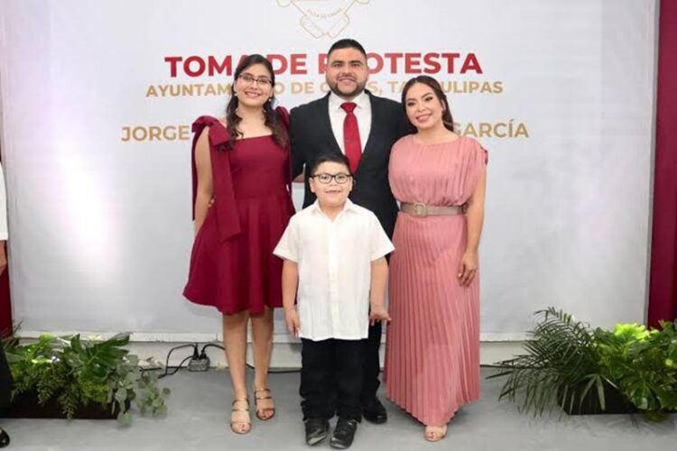 El Gobernador AVA se reúne con Alcaldes