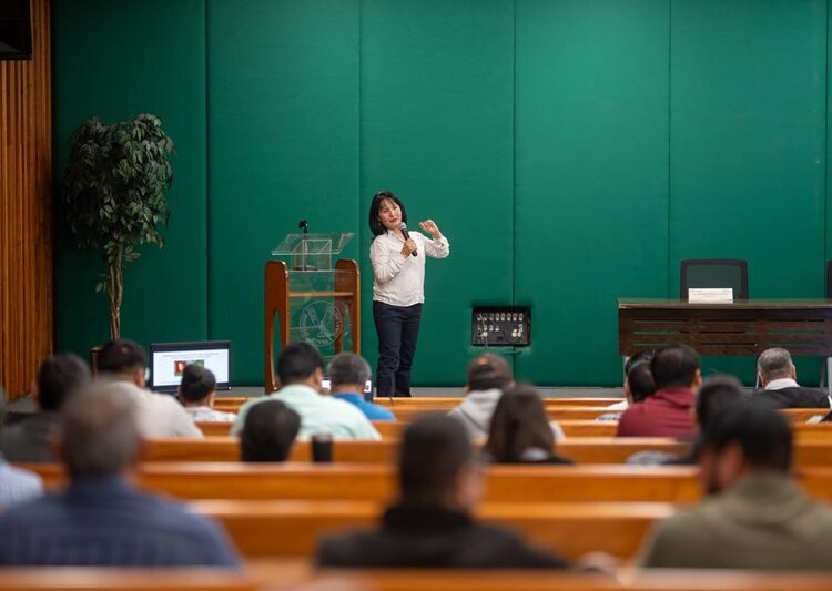 Capacita la UAT a ganaderos para la detección del gusano barrenador