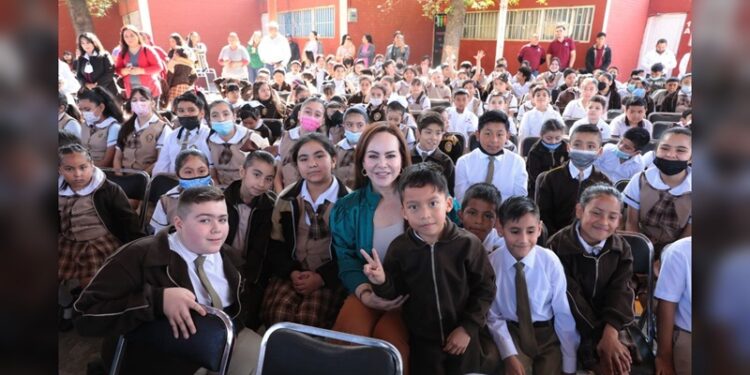 Lanza CLR convocatoria para becas de primaria y educación especial