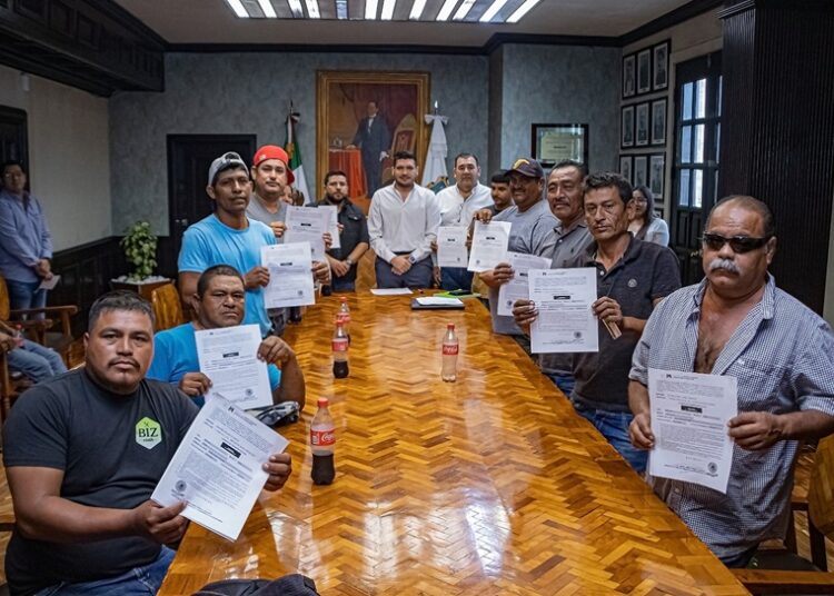 Carretoneros de Matamoros modernizan servicio de recolección de basura