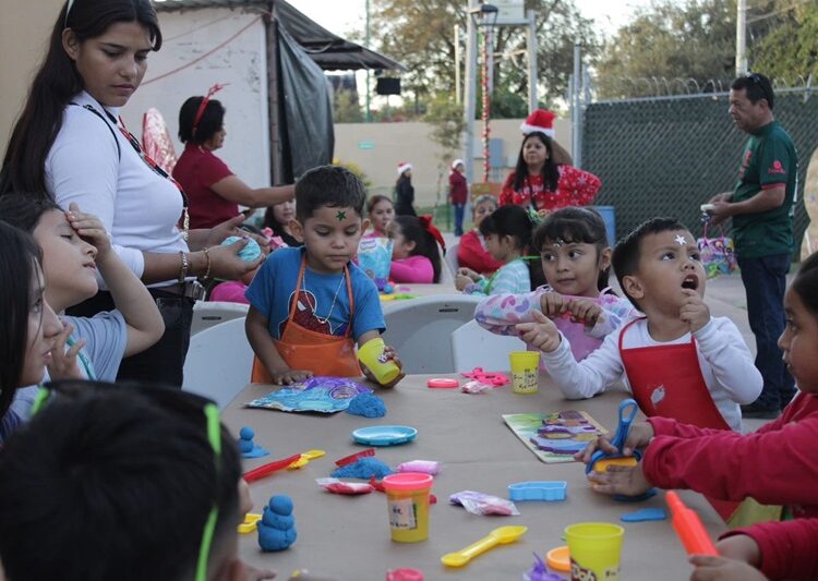 Celebran la Navidad en el Zoo y Acuario de NLD