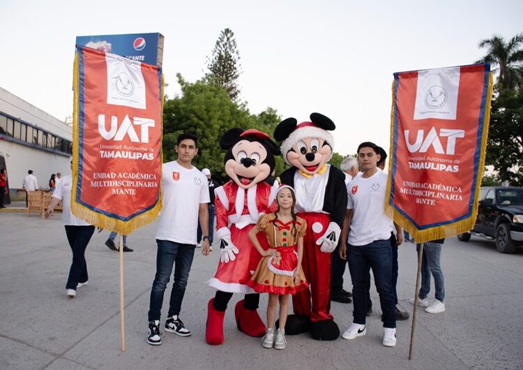 Enciende la UAT el espíritu navideño en El Mante