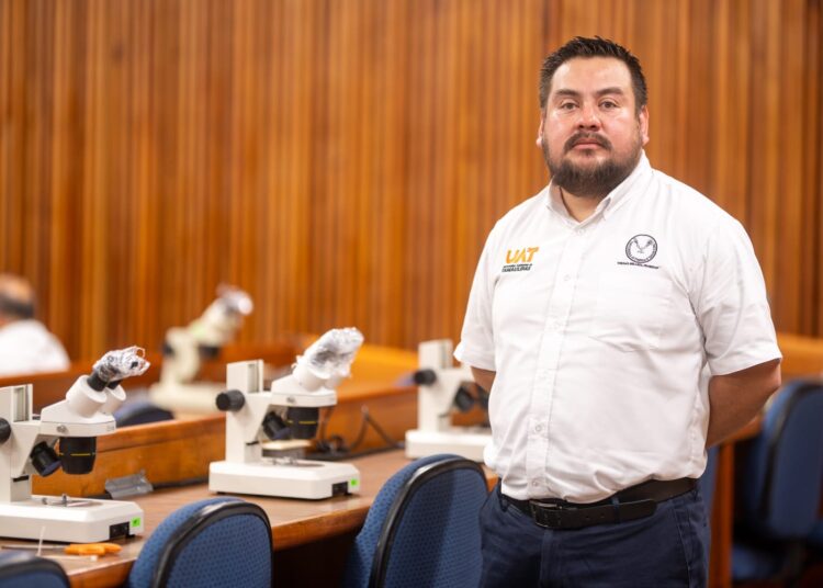 Estudia la UAT nuevos métodos de combate a la garrapata