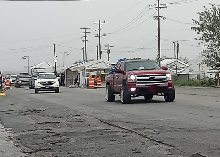 Guardia Estatal brinda seguridad a caravana de paisanos