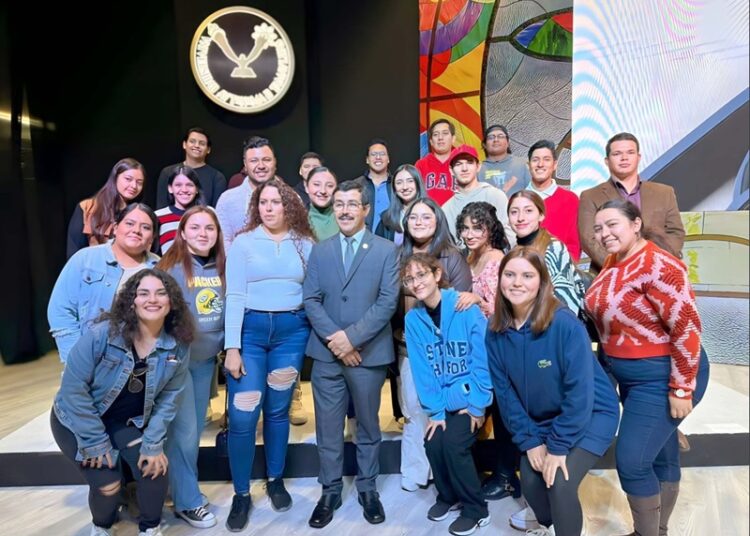 “UAT atiende prioridades con transparencia y uso eficiente de los recursos”: Rector