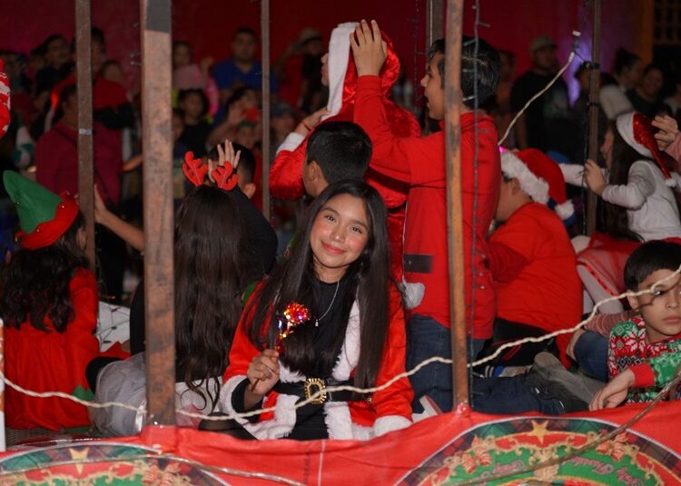 La magia de la Navidad ilumina las calles de NLD