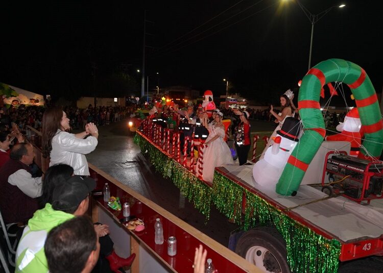 La magia de la Navidad ilumina las calles de NLD