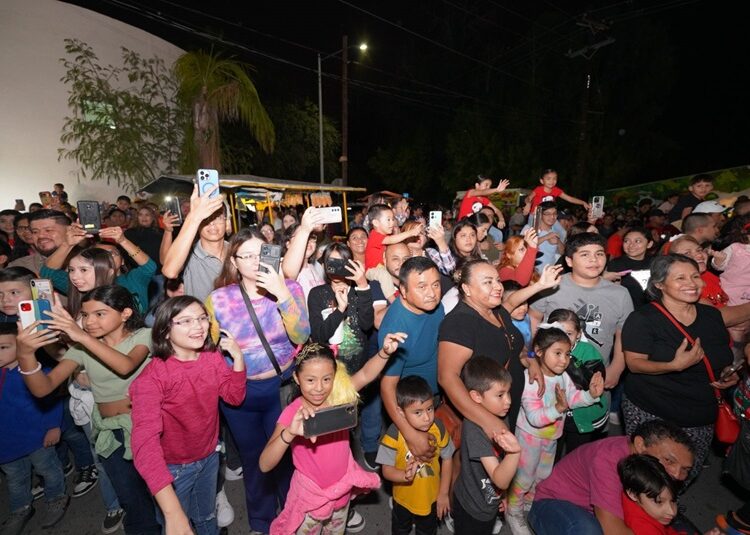 La magia de la Navidad ilumina las calles de NLD