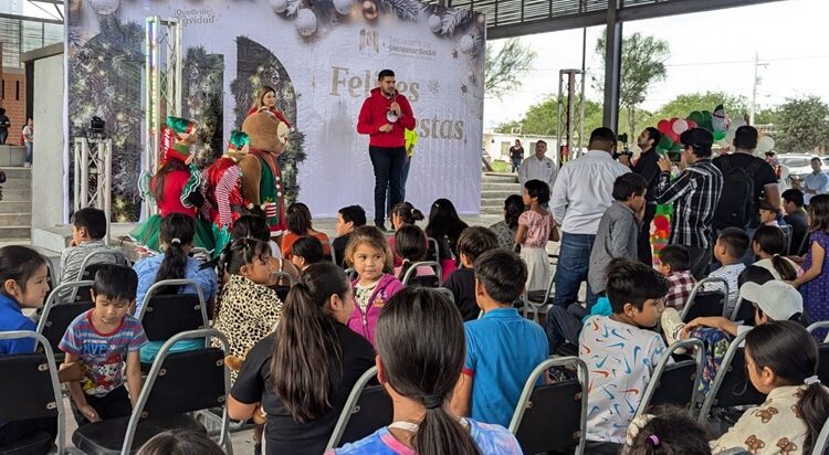Lleva Beto y SEBIEN espectacular posada a la Col. Santa María