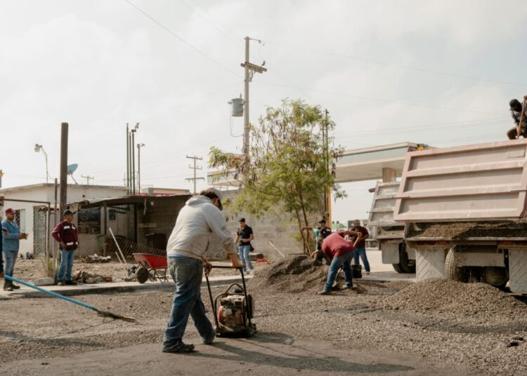 #MATAMOROS Gobierno realiza acciones de mejoramiento vial