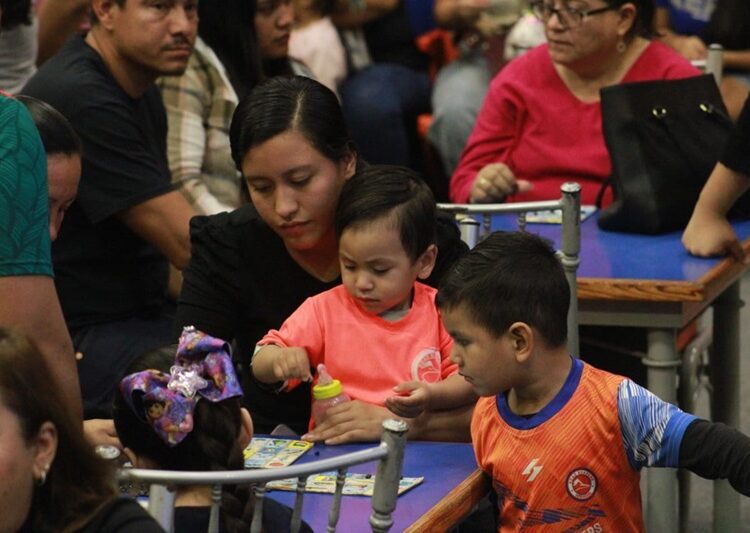 Niños y niñas de Copa UAT disfrutan de divertida posada navideña