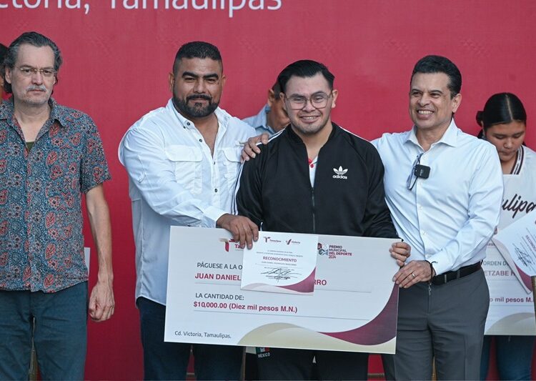 Premia Lalo Gattás a lo mejor del deporte y periodismo victorense