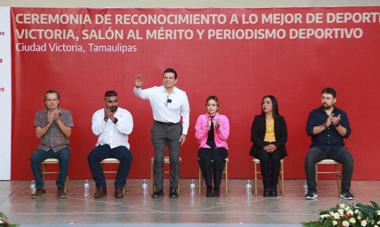 Premia Lalo Gattás a lo mejor del deporte y periodismo victorense