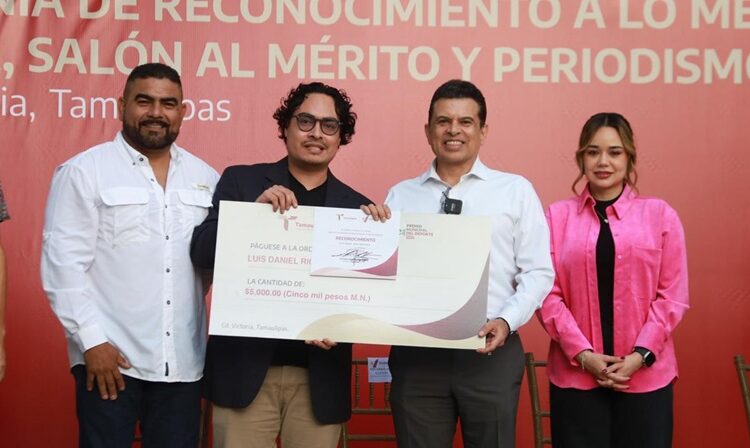 Premia Lalo Gattás a lo mejor del deporte y periodismo victorense