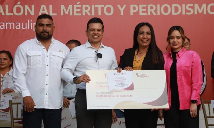 Premia Lalo Gattás a lo mejor del deporte y periodismo victorense