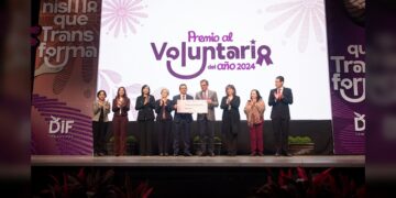 Premian AVA y María de Villarreal a los voluntarios del año