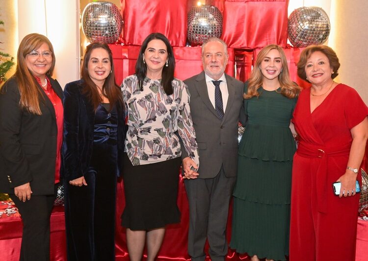 Reconoce Mónica participación de la mujeres en el desarrollo económico de Tampico