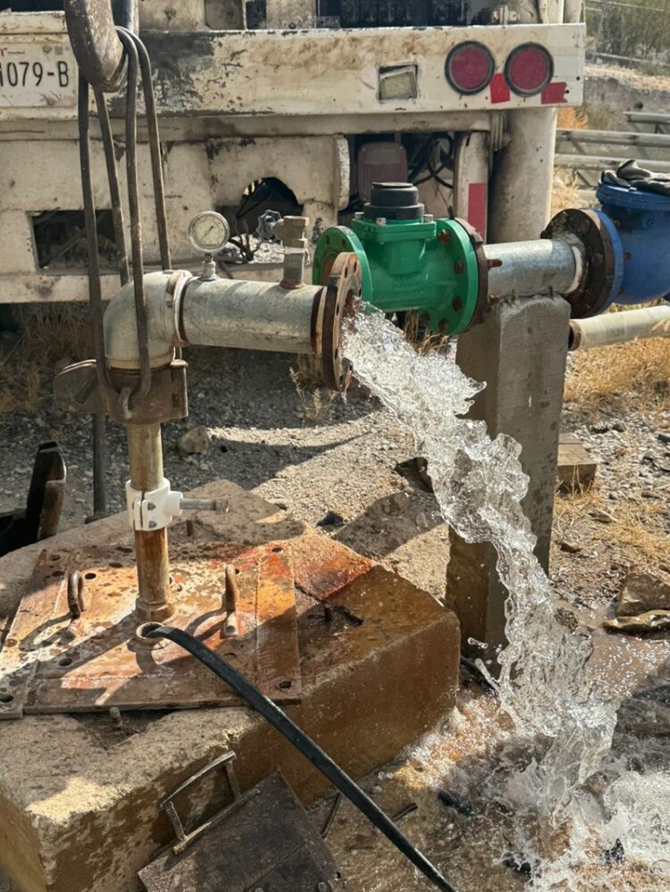 Enlace de ‘AVANZADA’ en Miquihuana apoya a familias