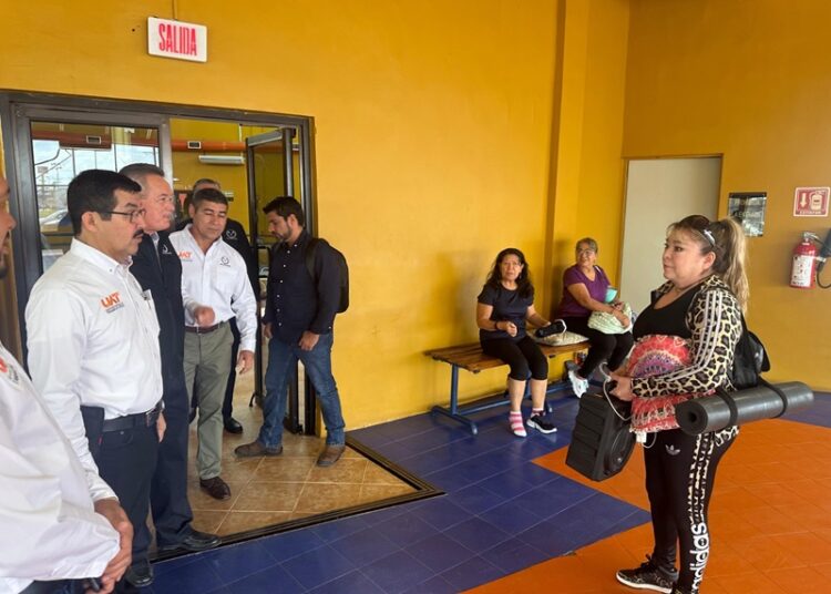 Refuerza la UAT vinculación social de los gimnasios multidisciplinarios