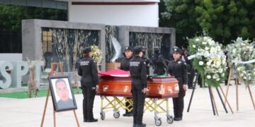 Rindieron honores a policía estatal caído en Tamaulipas