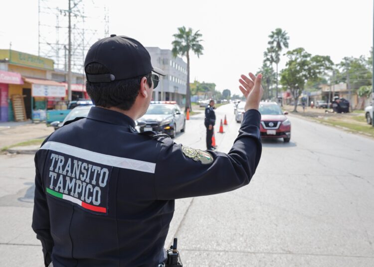 Refuerza Mónica seguridad vial en Tampico