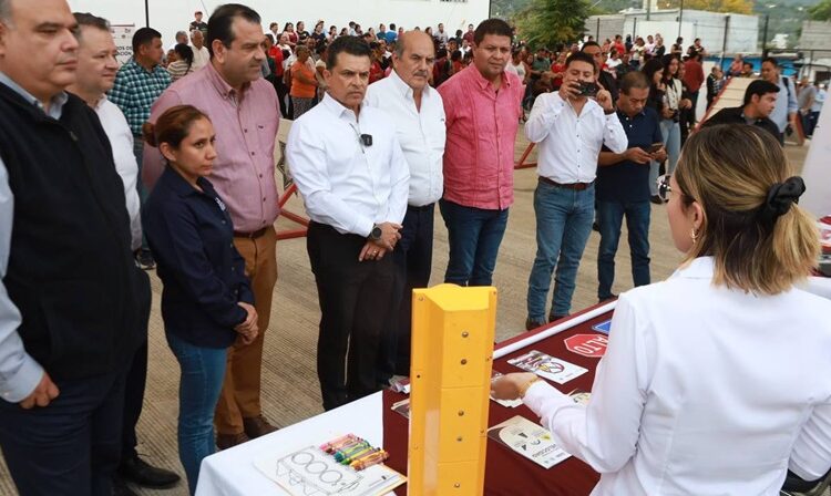 Un éxito primera Jornada por la Paz en Victoria