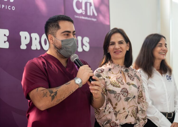 Reciben pacientes del CRI Tampico, prótesis de extremidades