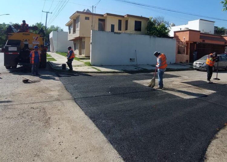 Mejora Victoria más de 17 mil metros cuadrados de calles