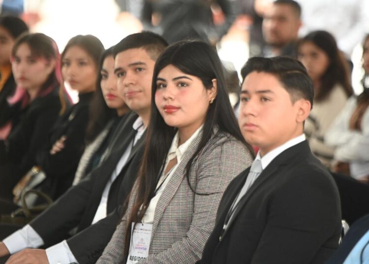 Instalan en Victoria Cabildo de la Juventud 2024