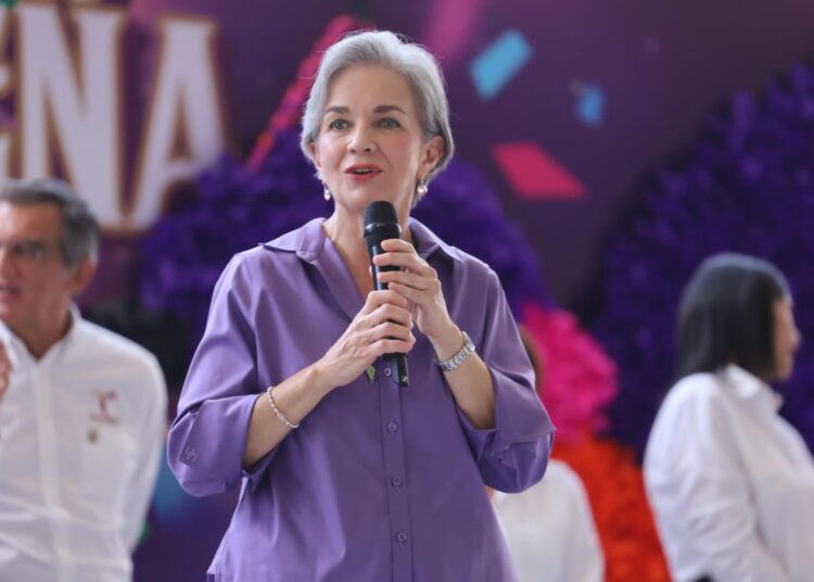 Américo y María “Transforman Familias” en la zona cañera