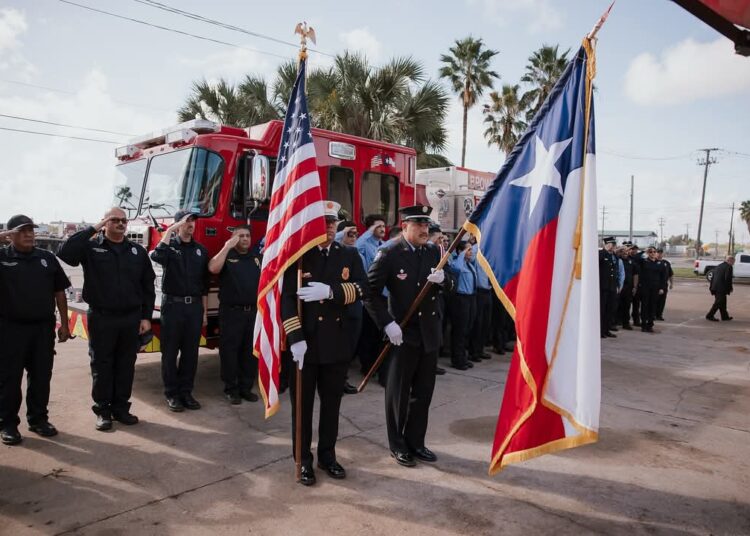 Brownsville Fire Department dona equipo a los Bomberos de Matamoros