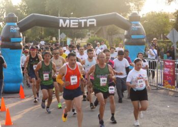 Cientos de ciudadanos de NLD en favor de animales en situación de calle