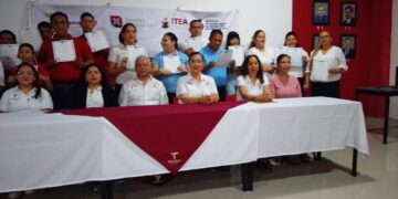 CONAFE e ITEA entregan certificados de estudios