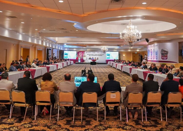 Instala Carmen Lilia la Asamblea Plenaria del COPLADEM