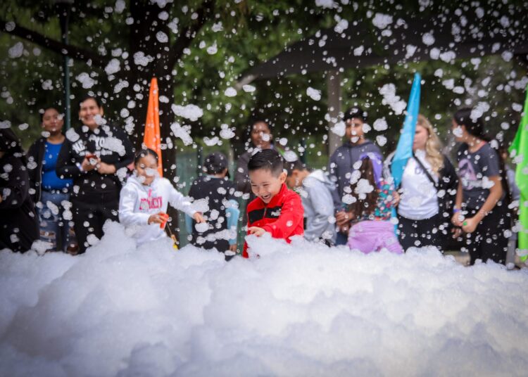 Américo y María conviven con miles de familias en DIFzania