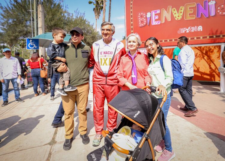 Américo y María conviven con miles de familias en DIFzania