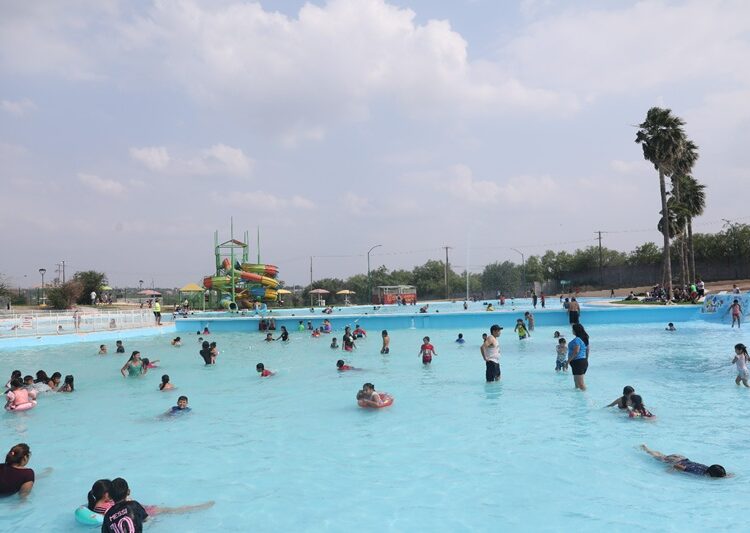 Activa Gobierno de NLD albercas, pies mojados y parque acuáticos