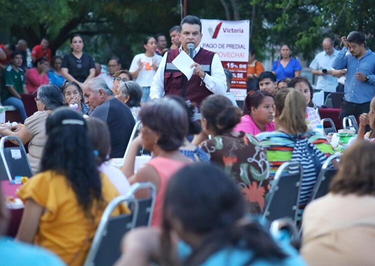 Gattás lleva el gobierno municipal al fraccionamiento Luis Quintero