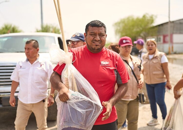 Atiende María de Villarreal a sectores afectados por lluvias en Reynosa