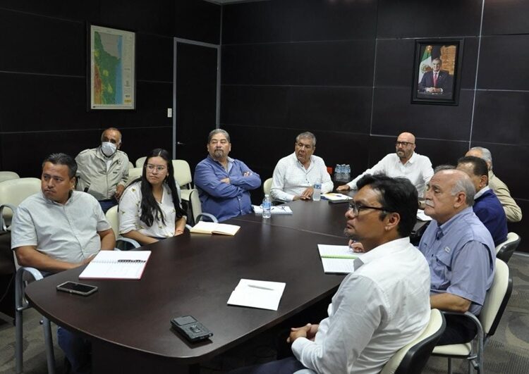 Avanza reparación de fallas en laguna “La Nacha”