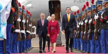 Claudia Sheinbaum llega a Honduras para la IX cumbre de la Celac