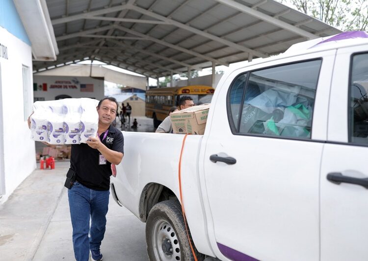 Continúa DIF Tamaulipas entregando apoyos a familias en la frontera