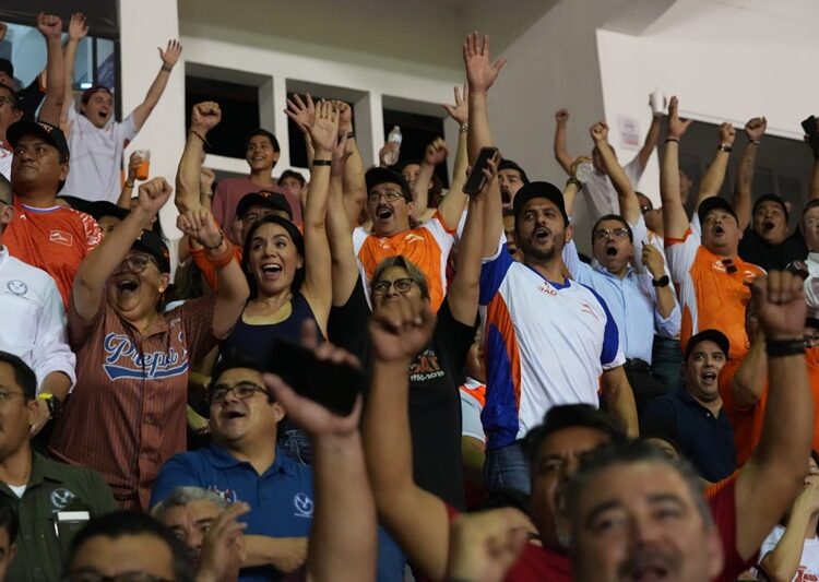 Correcaminos vence 2-0 al líder Atlante